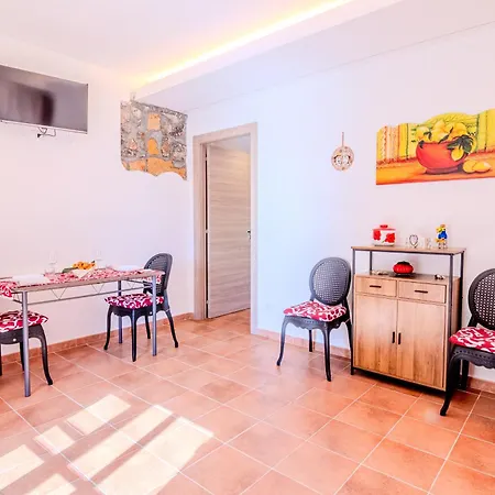 Apartment Lemon House Cefalu'