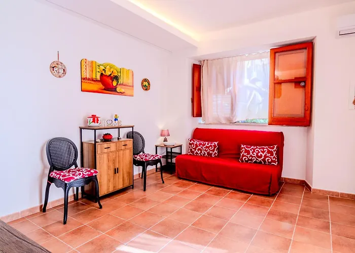 Lemon House Cefalu' Апартаменти