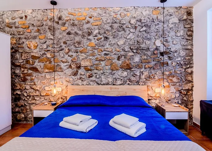 Апартаменти Lemon House Cefalu'